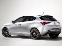 Alfa Romeo Giulietta (2011) - picture 4 of 7