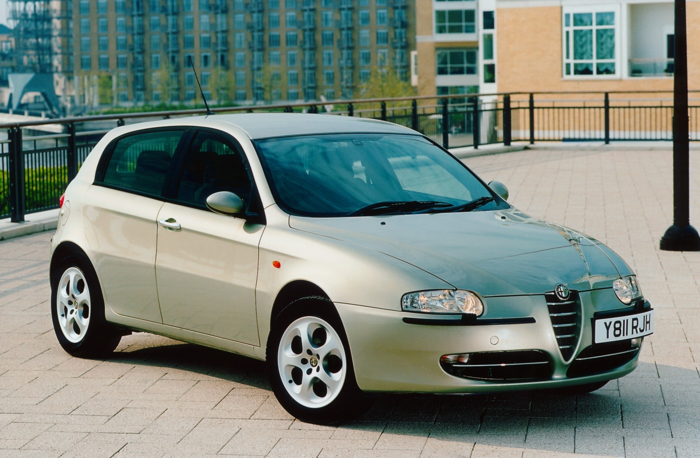 Alfa Romeo 147 5 puertas Impression (2001)