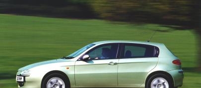 Alfa Romeo 147 (2003) - picture 12 of 12