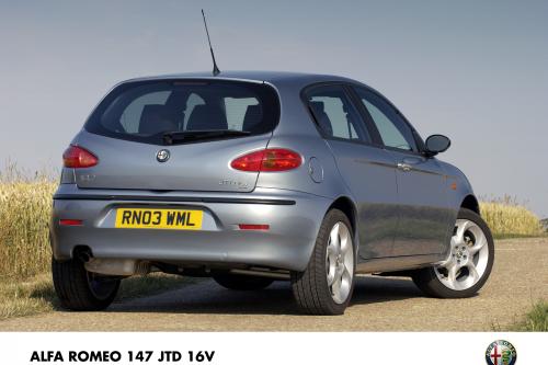 Alfa Romeo 147 (2003) - picture 8 of 12