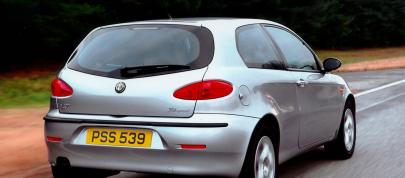 Alfa Romeo 147 (2004) - picture 12 of 19