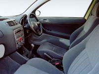 Alfa Romeo 147 (2004) - picture 18 of 19