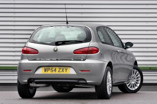 Alfa Romeo 147 (2005) - picture 8 of 15