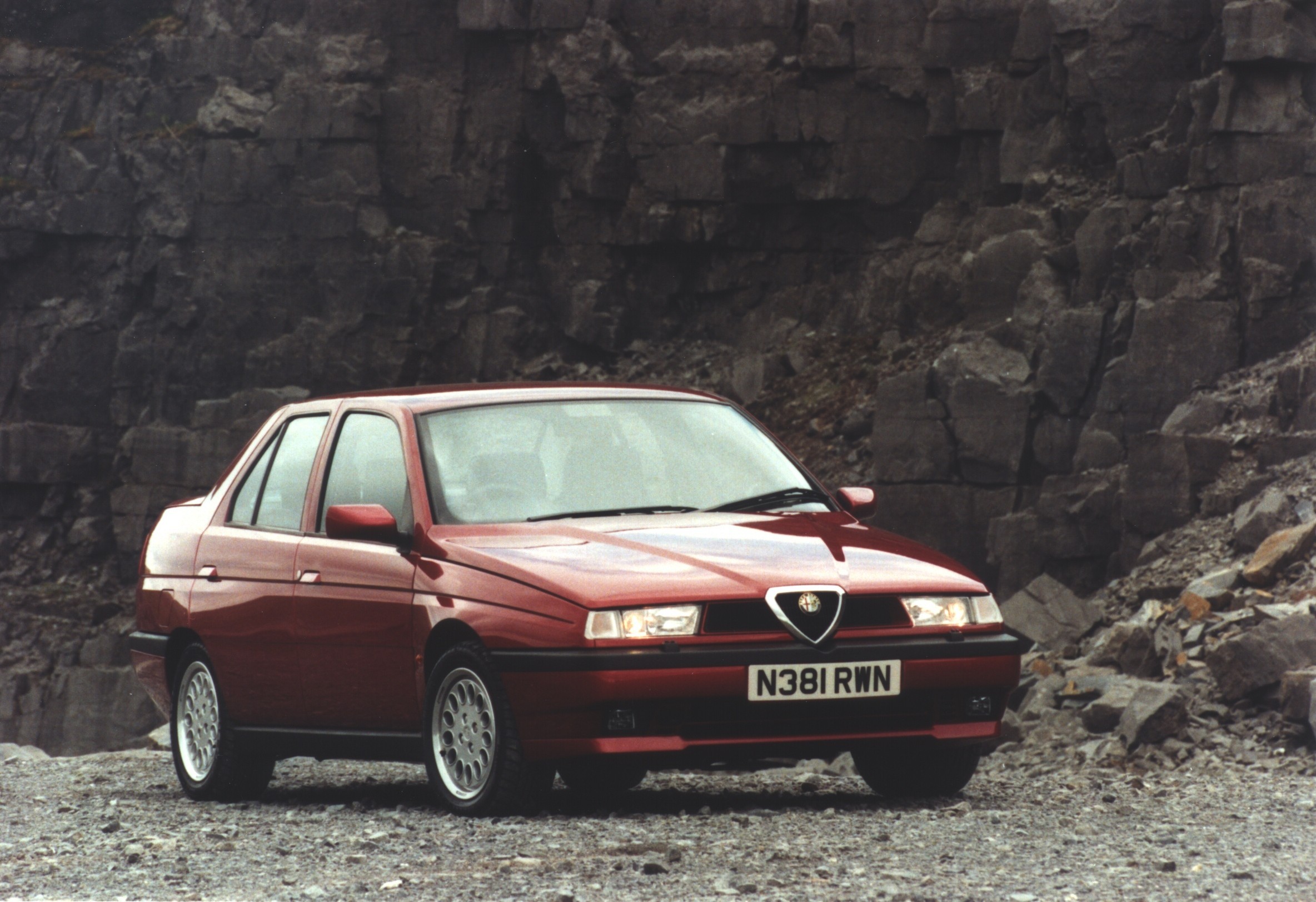 Alfa Romeo 155