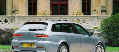 Alfa Romeo 156 Sportwagon GTA (2002) - picture 7 of 7