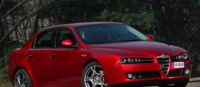 Alfa Romeo 159 1750 TBi (2009) - picture 12 of 17