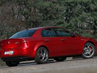 Alfa Romeo 159 1750 TBi (2009) - picture 13 of 17