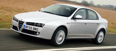 Alfa Romeo 159 (2005) - picture 36 of 50