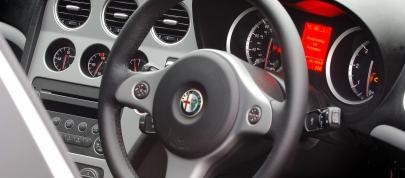 Alfa Romeo 159 (2005) - picture 47 of 50