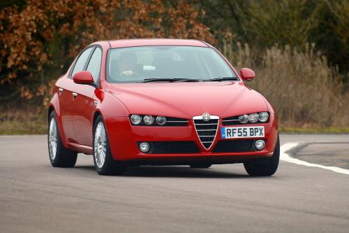 Alfa Romeo 159 (2005) - picture 16 of 50