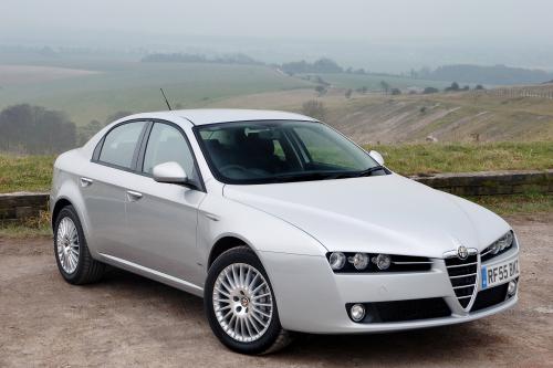 Alfa Romeo 159 (2005) - picture 33 of 50