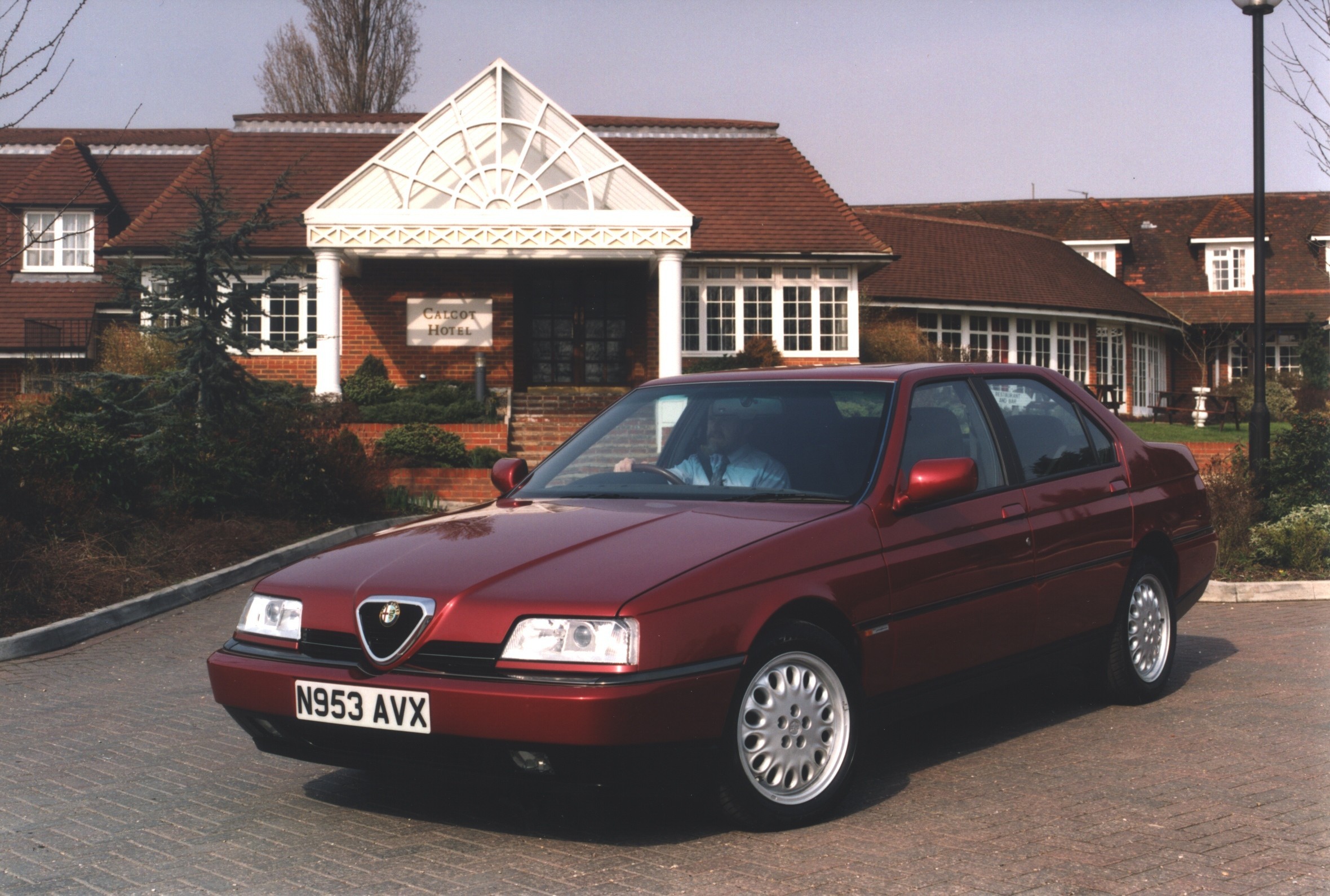 Alfa Romeo 164