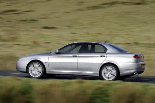 Alfa Romeo 166 (2004) - picture 8 of 13