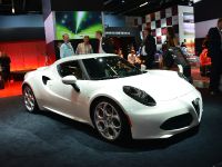 Alfa Romeo 4C Frankfurt (2013) - picture 5 of 8