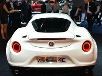 Alfa Romeo 4C Frankfurt (2013) - picture 7 of 8