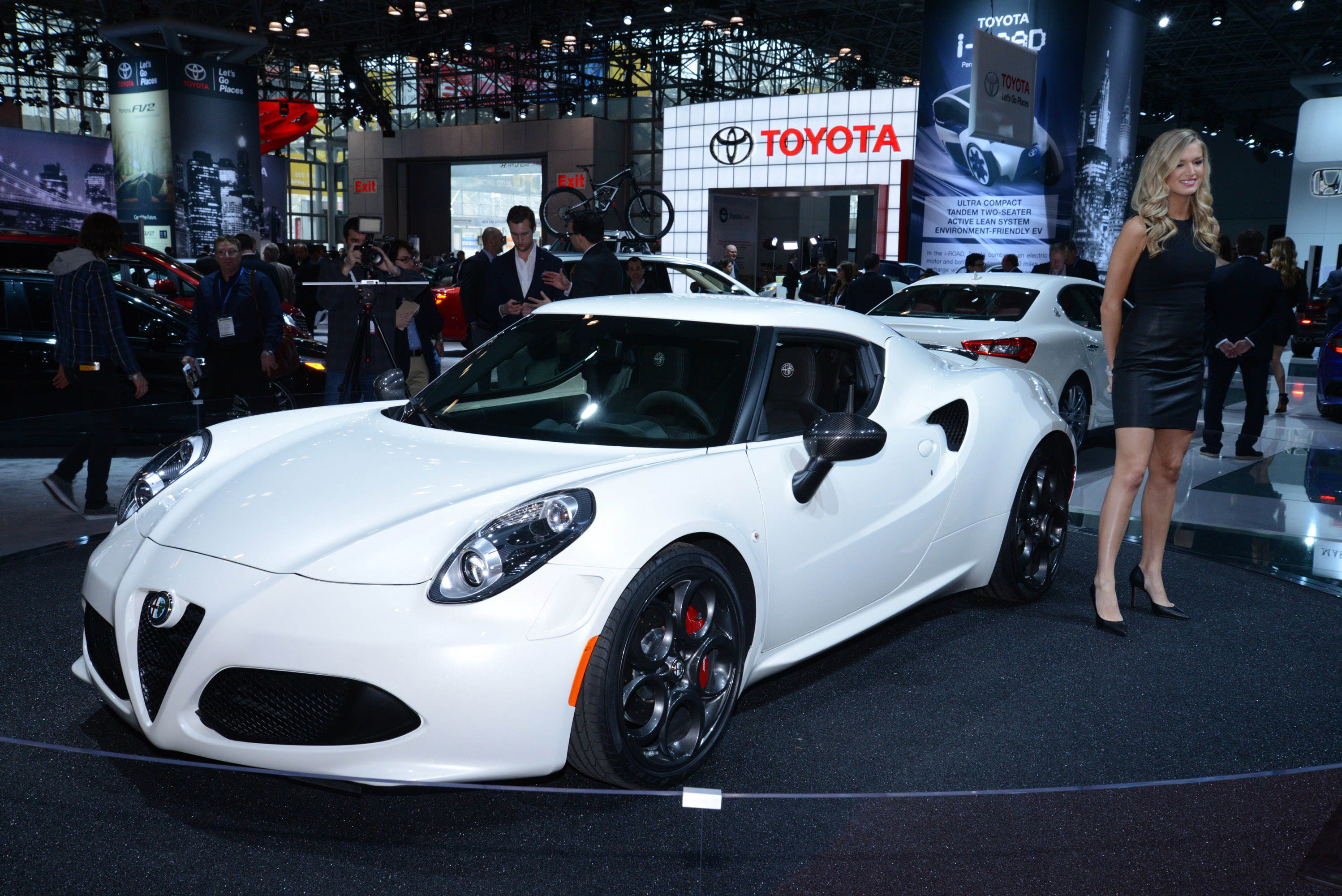 Alfa Romeo 4C New York