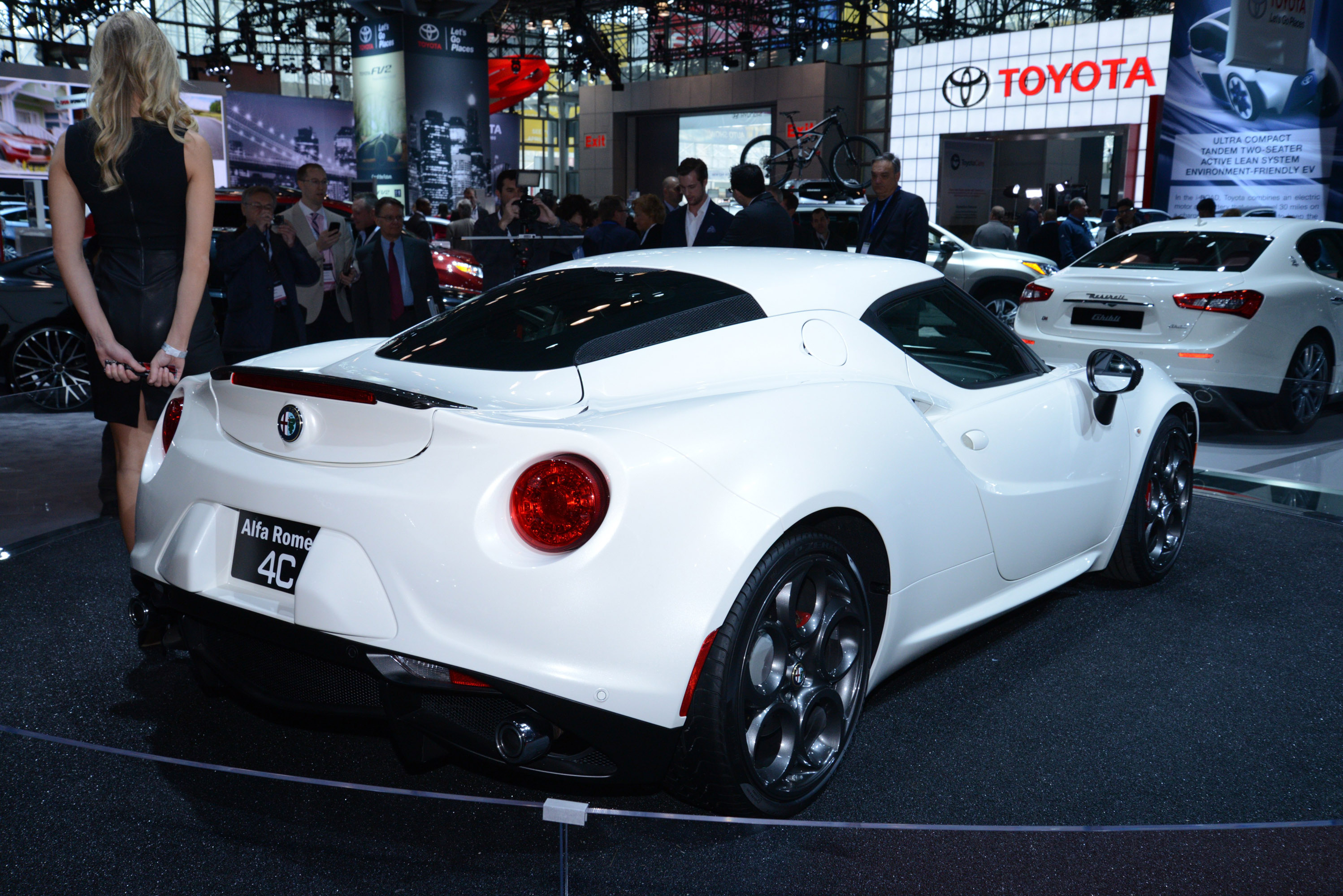 Alfa Romeo 4C New York