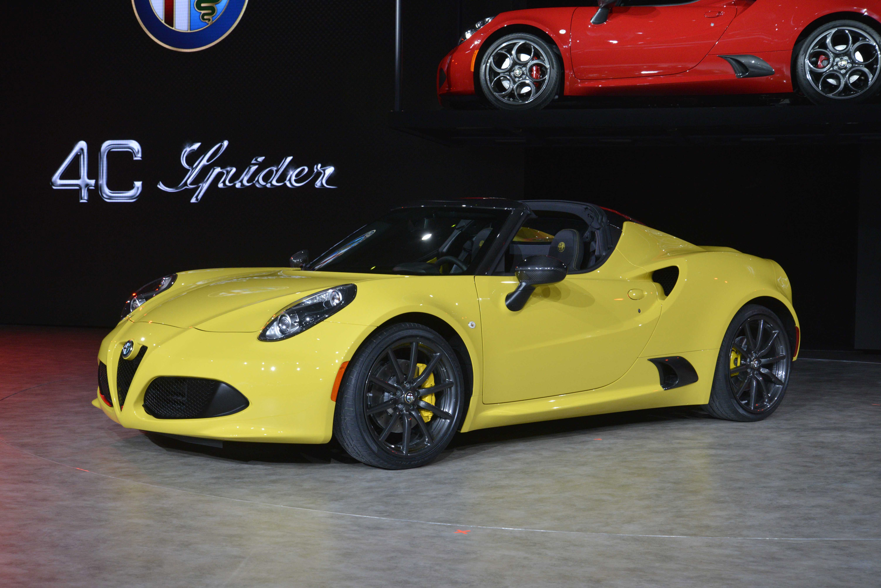 Alfa Romeo 4C Spider Detroit