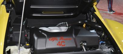 Alfa Romeo 4C Spider Detroit (2015) - picture 7 of 7