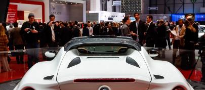 Alfa Romeo 4C Spider Geneva (2014) - picture 4 of 4