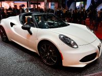 Alfa Romeo 4C Spider Geneva (2014) - picture 1 of 4