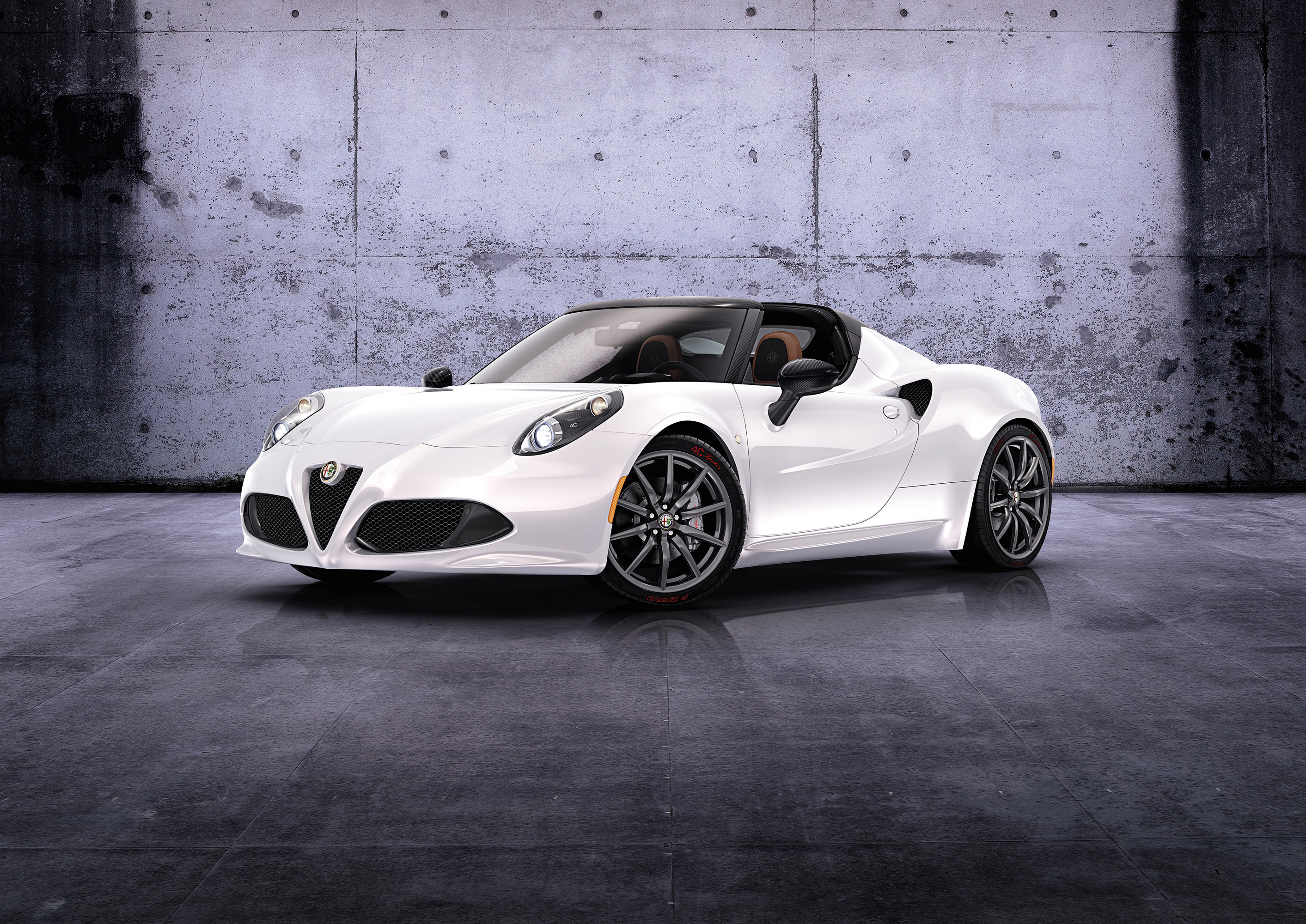 Alfa Romeo 4C Spider Prototype