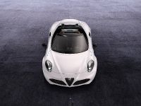 Alfa Romeo 4C Spider Prototype (2014) - picture 1 of 6