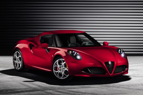 Alfa Romeo 4C (2013) - picture 1 of 3