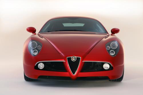 Alfa Romeo 8C Competizione (2009) - picture 9 of 18