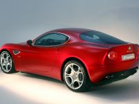 Alfa Romeo 8C Competizione (2009) - picture 2 of 18