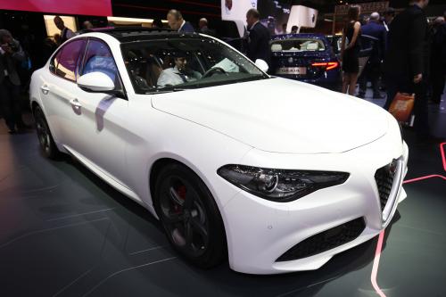 Alfa Romeo Giulia Geneva (2016) - picture 1 of 7