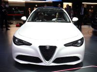 Alfa Romeo Giulia Geneva 2016