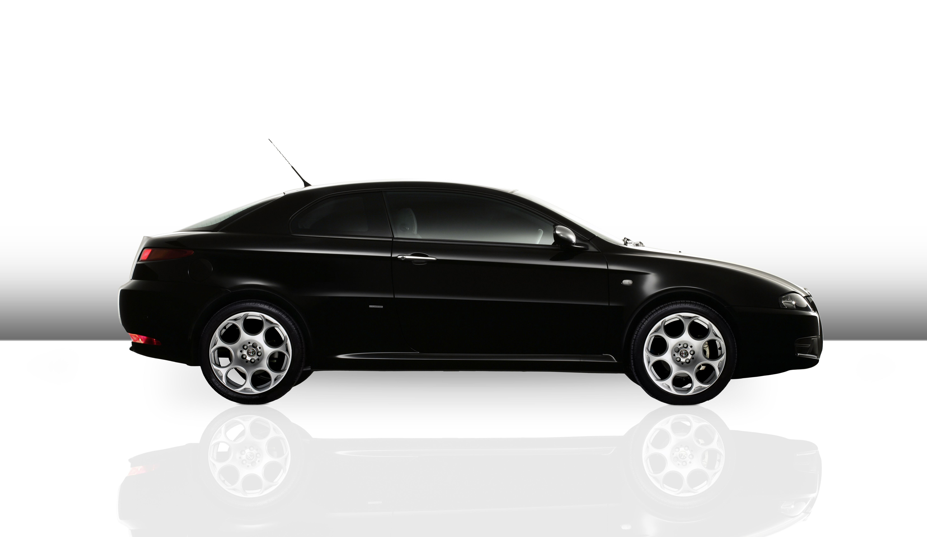 Alfa Romeo GT BlackLine