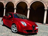 Alfa Romeo MiTo (2008) - picture 7 of 35