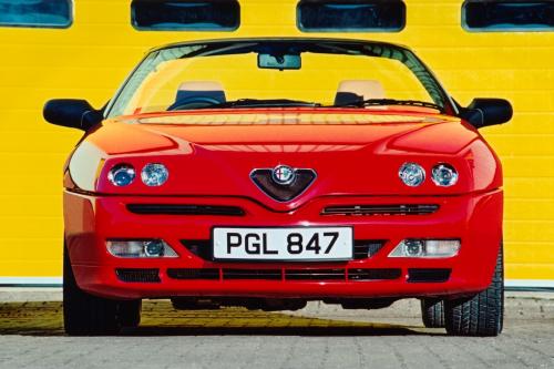 Alfa Romeo Spider 3.0 V6 24v (2001) - picture 1 of 7