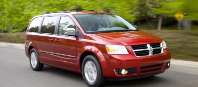 Dodge Grand Caravan (2008) - picture 4 of 4