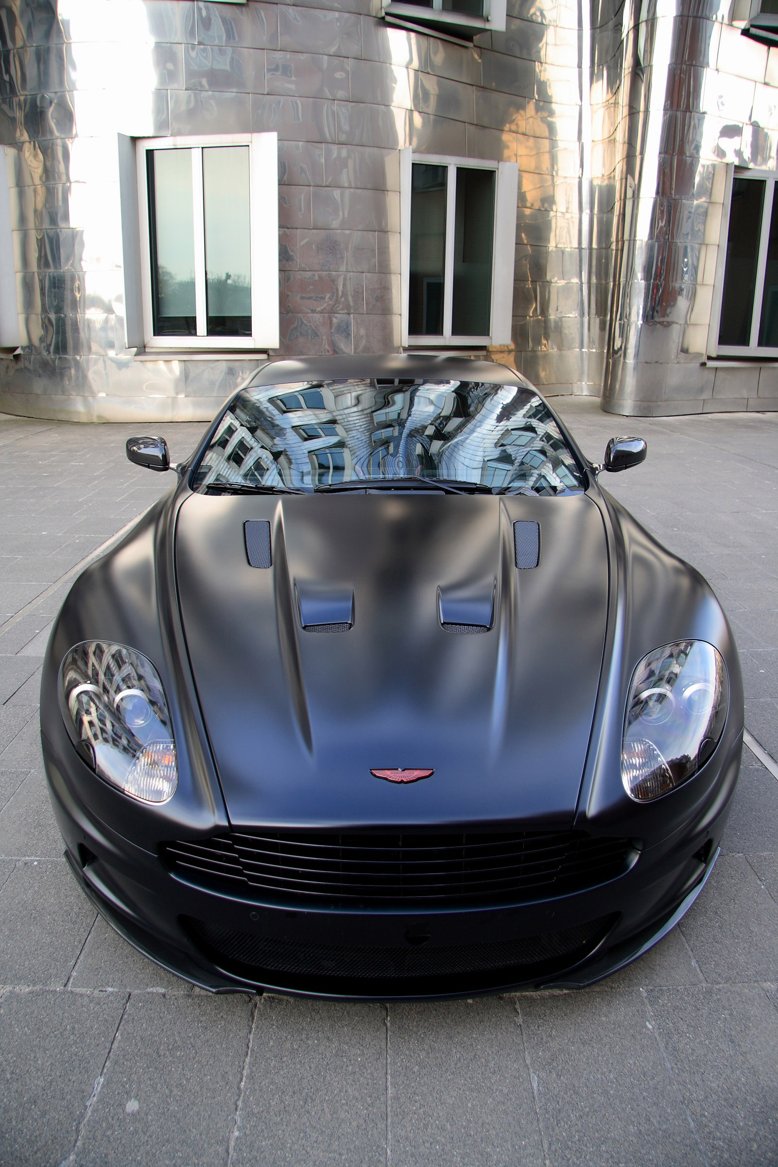 ANDERSON Germany Aston Martin DBS Superior Black Edition