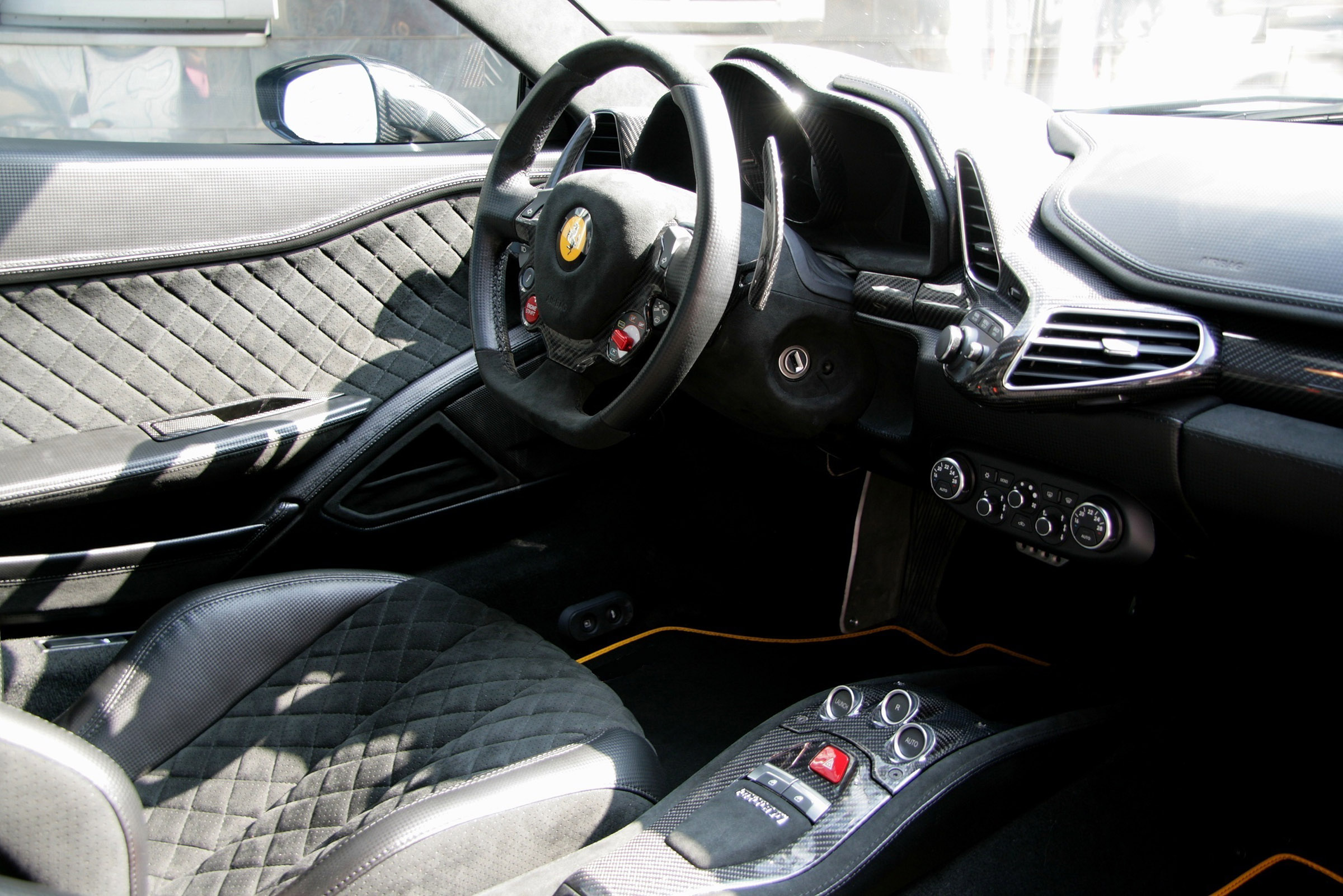 ANDERSON GERMANY Ferrari 458 Black Carbon edition