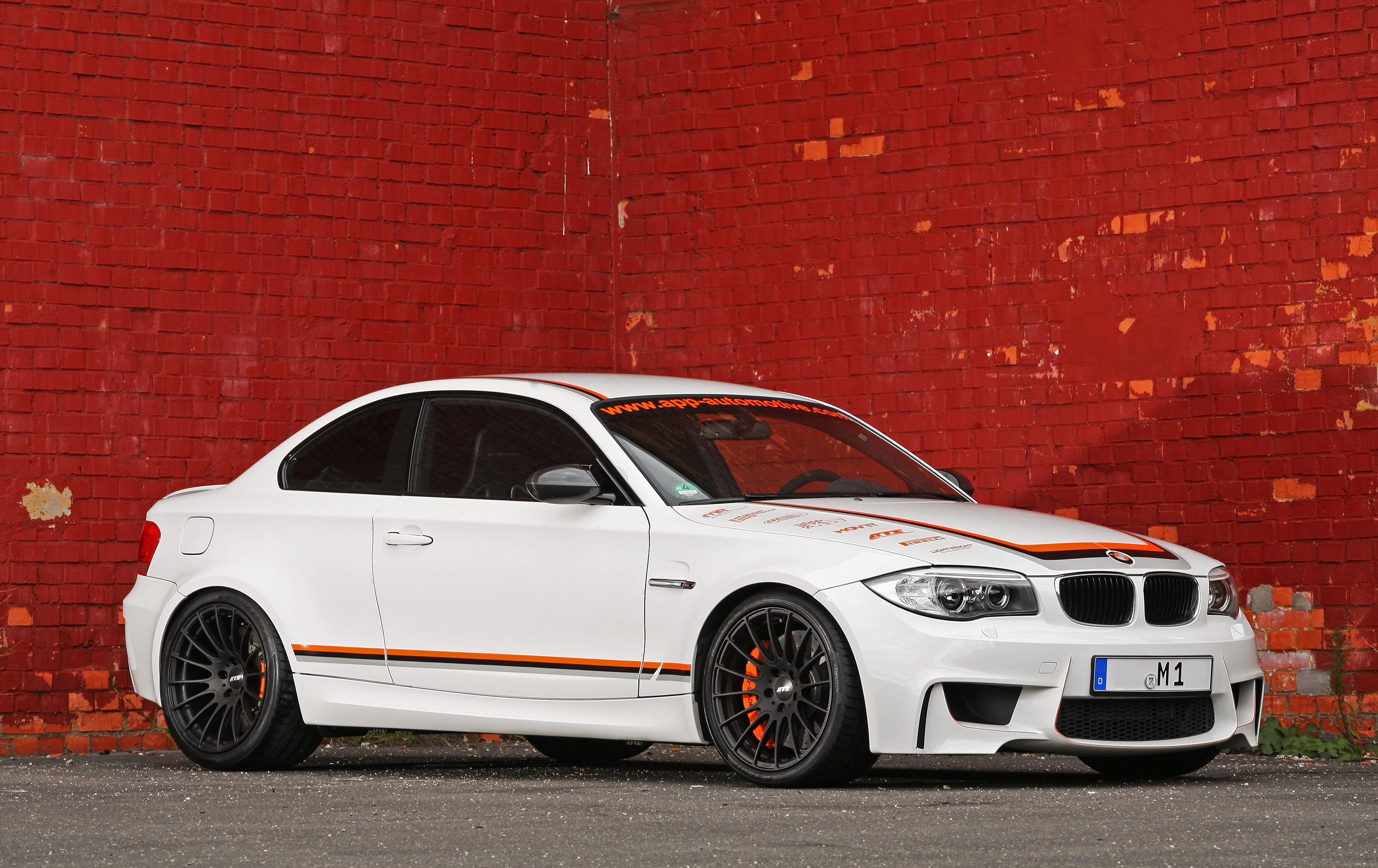 APP BMW 1 M