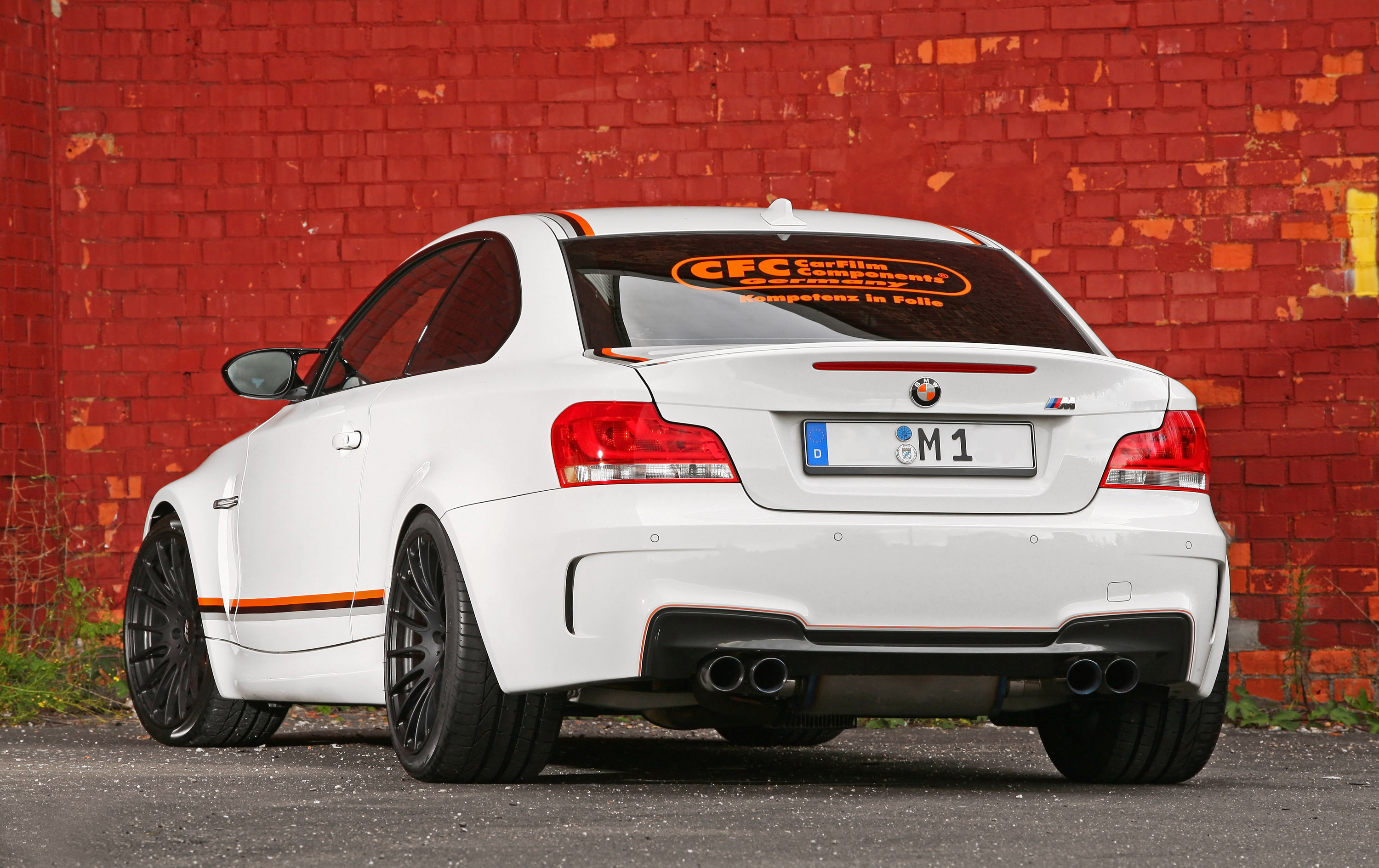 APP BMW 1 M