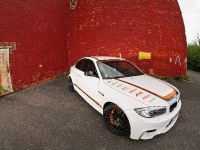 APP BMW 1 M (2011) - picture 5 of 17