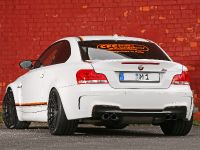 APP BMW 1 M (2011) - picture 10 of 17