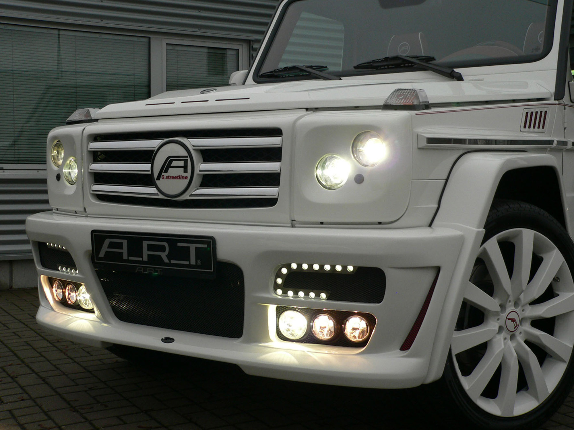 ART Mercedes-Benz G streetline