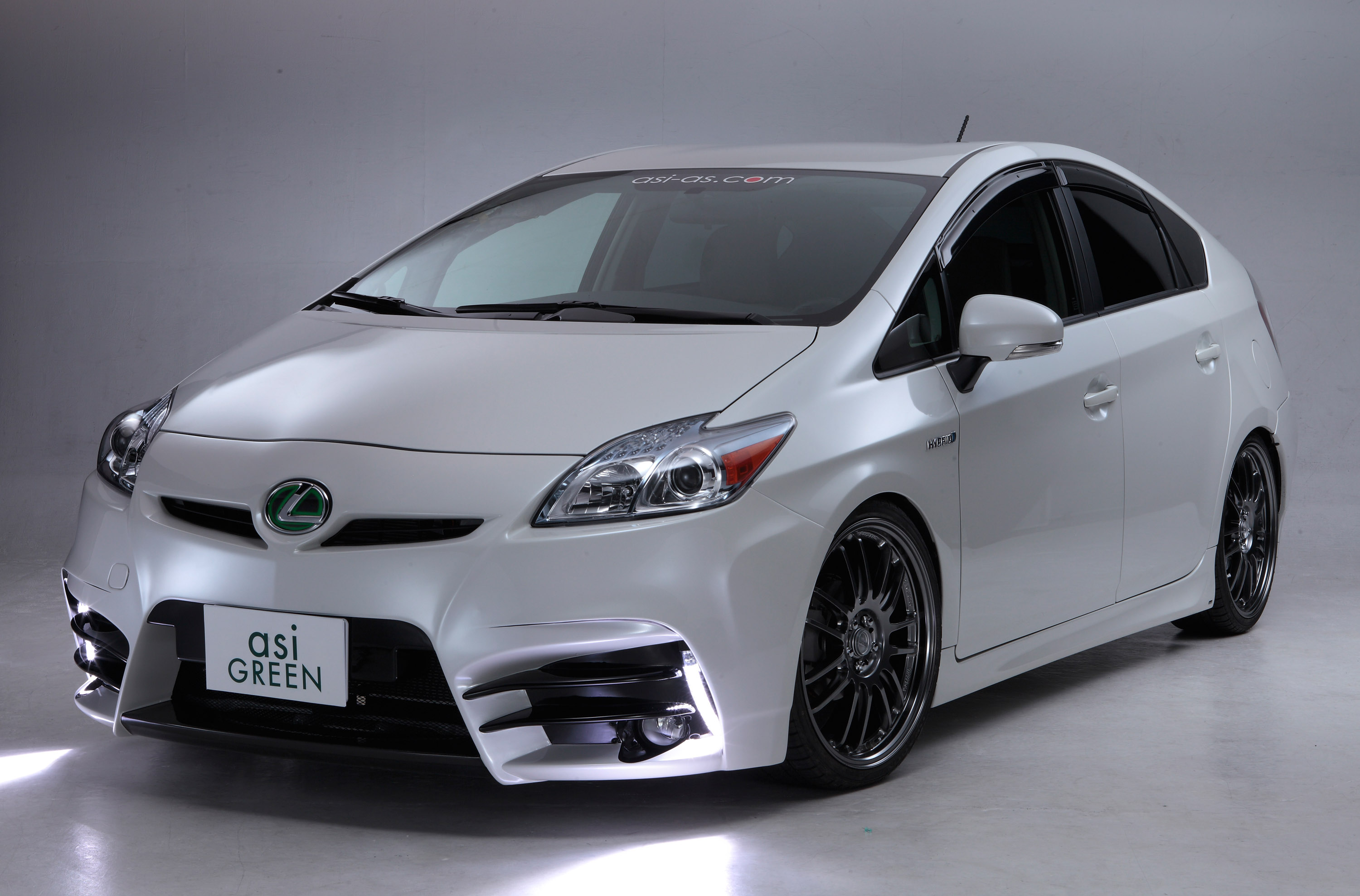 asi Green Toyota Prius