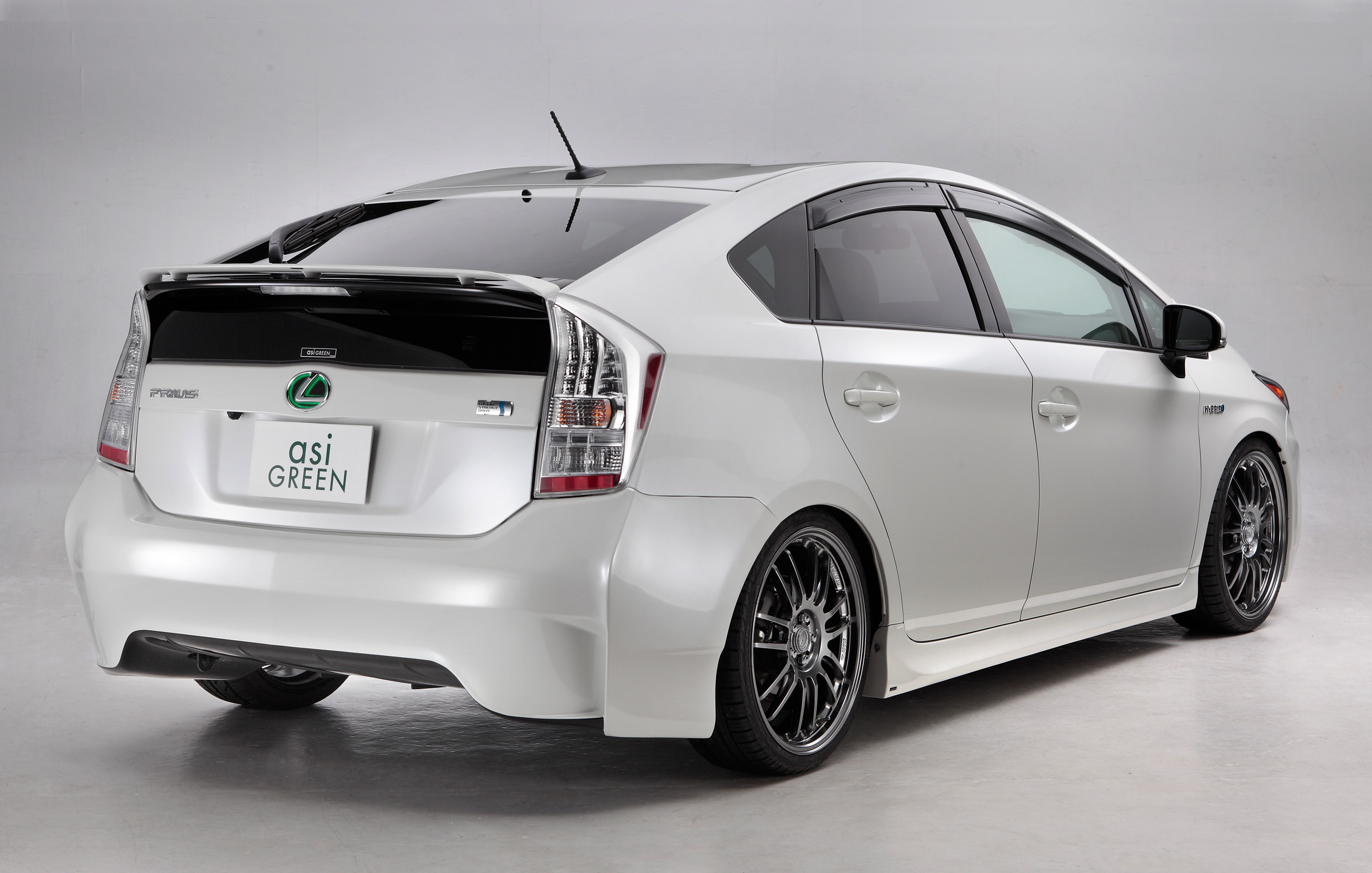 asi Green Toyota Prius