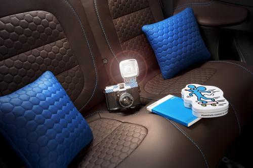Aston Martin Cygnet and Colette Limited Edition (2013) - picture 9 of 9