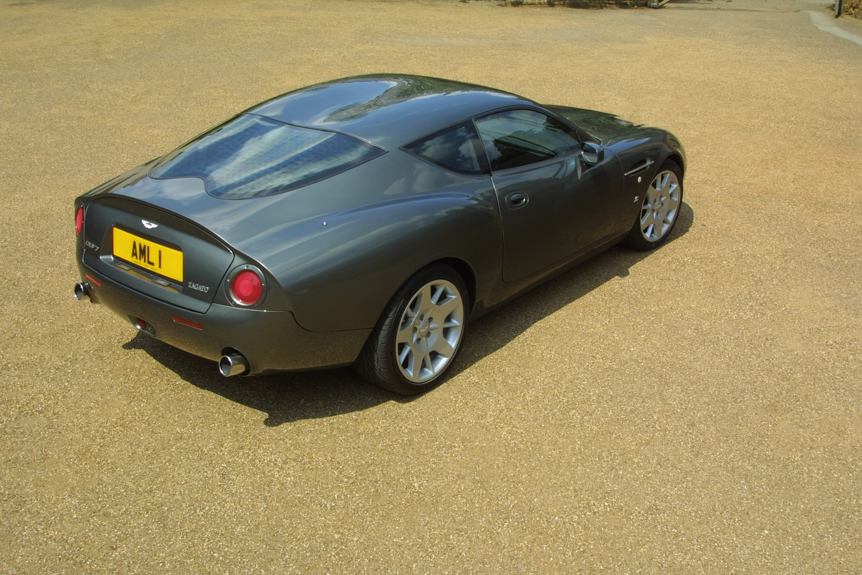 Aston Martin DB7