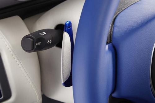 Aston Martin DB9 Volante Morning Frost (2014) - picture 8 of 11