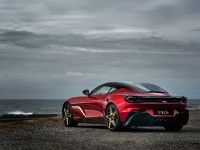 Aston Martin DBS GT Zagato (2019) - picture 4 of 10