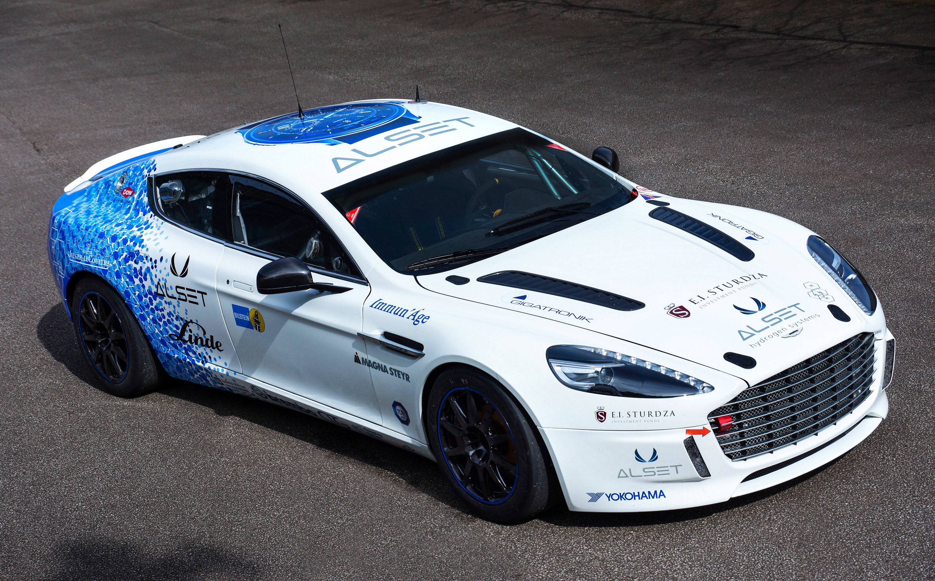 Aston Martin Hybrid Hydrogen Rapide S Race Car